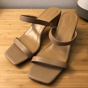 Nude Banana Republic Heels